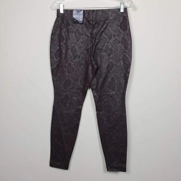 INC Metallic Python Embossed Skinny Pants Gray Women Size 6P Mid Rise NEW - Picture 4 of 8